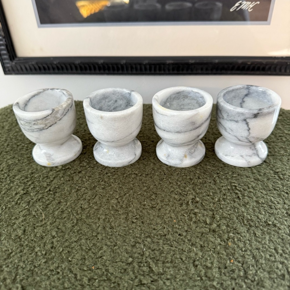 Vintage Marble Egg Cups Dark Veining Set Of 4 MCM Modern Contemporary Cottage